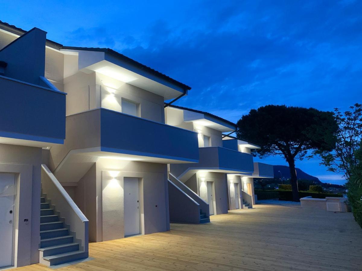 努马纳Balconi Del Conero公寓式酒店 外观 照片